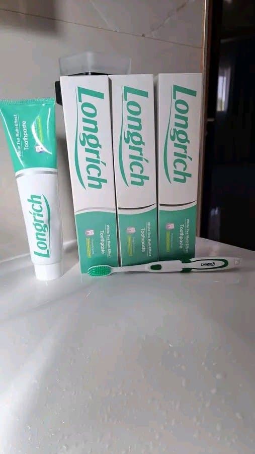 Dentifrice — 1/4
