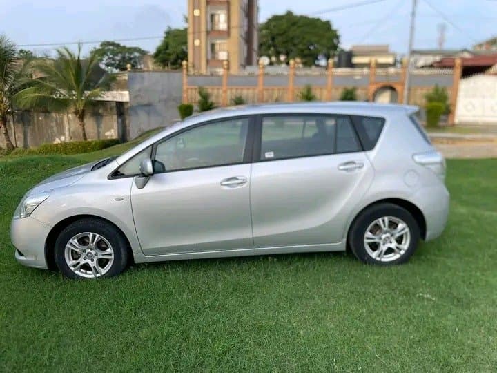 Vente de voiture — 1/8