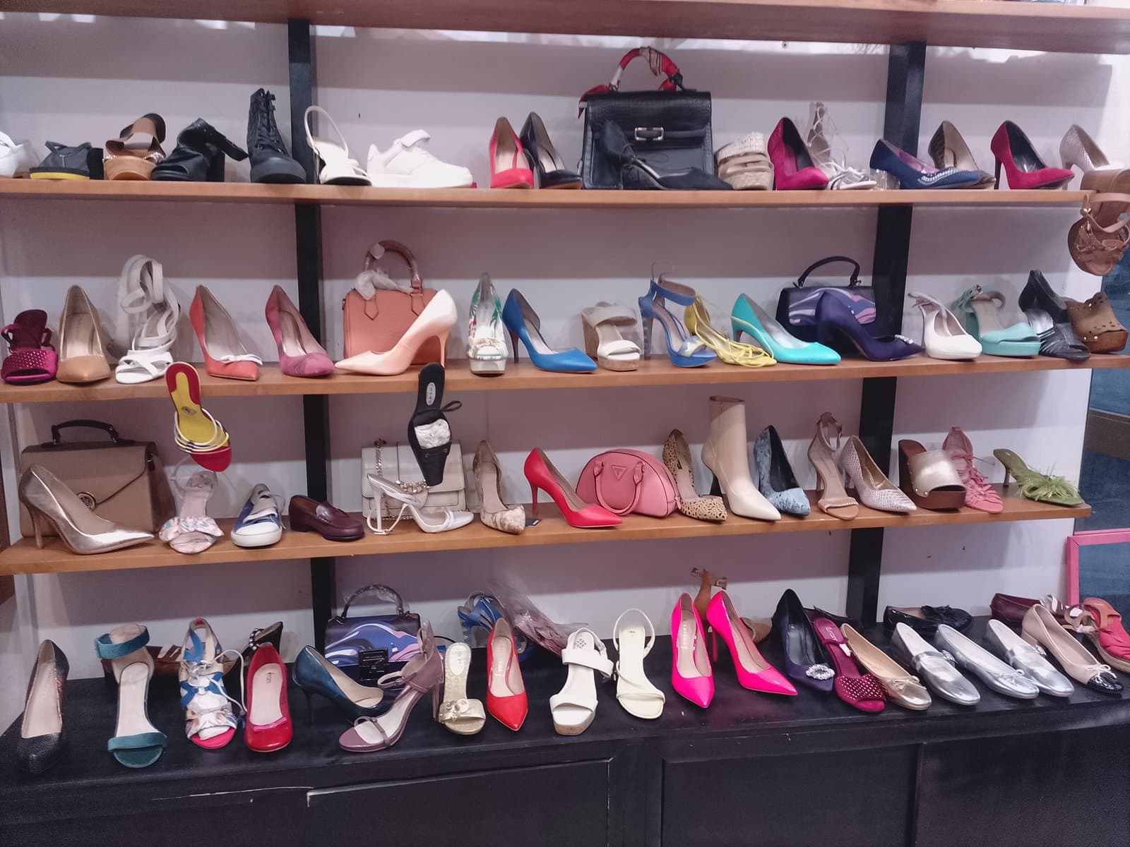 Shopping — 1/2
