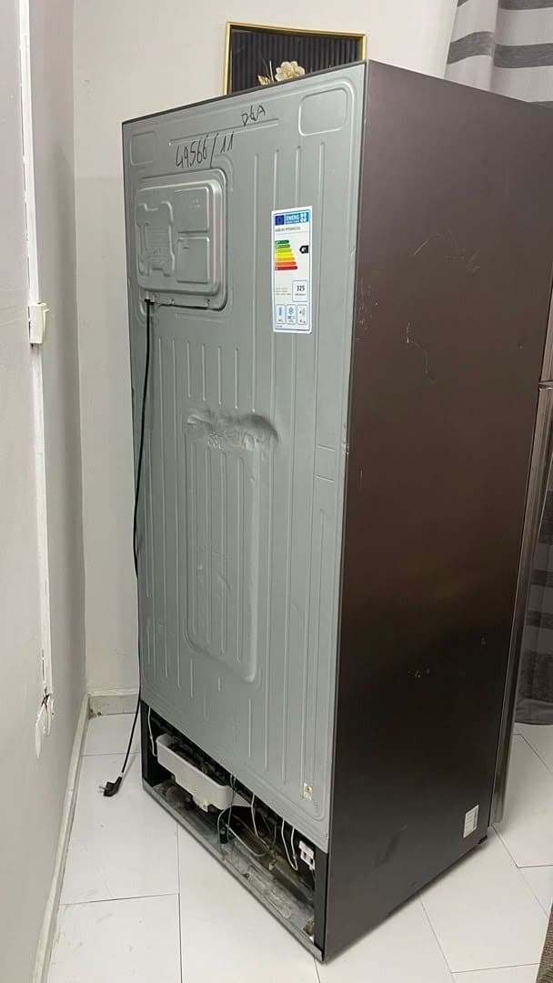 Frigo congélateur avec distributeur de glaçons et d'eau — 1/4
