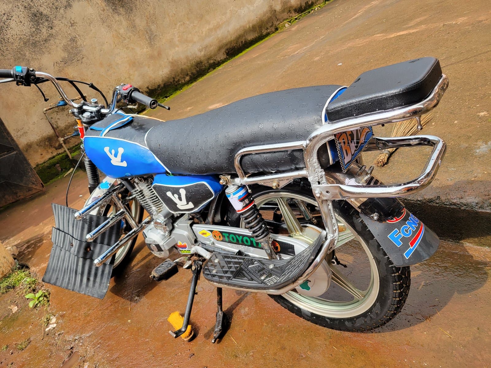 Moto senke 150 à vendre — 1/3