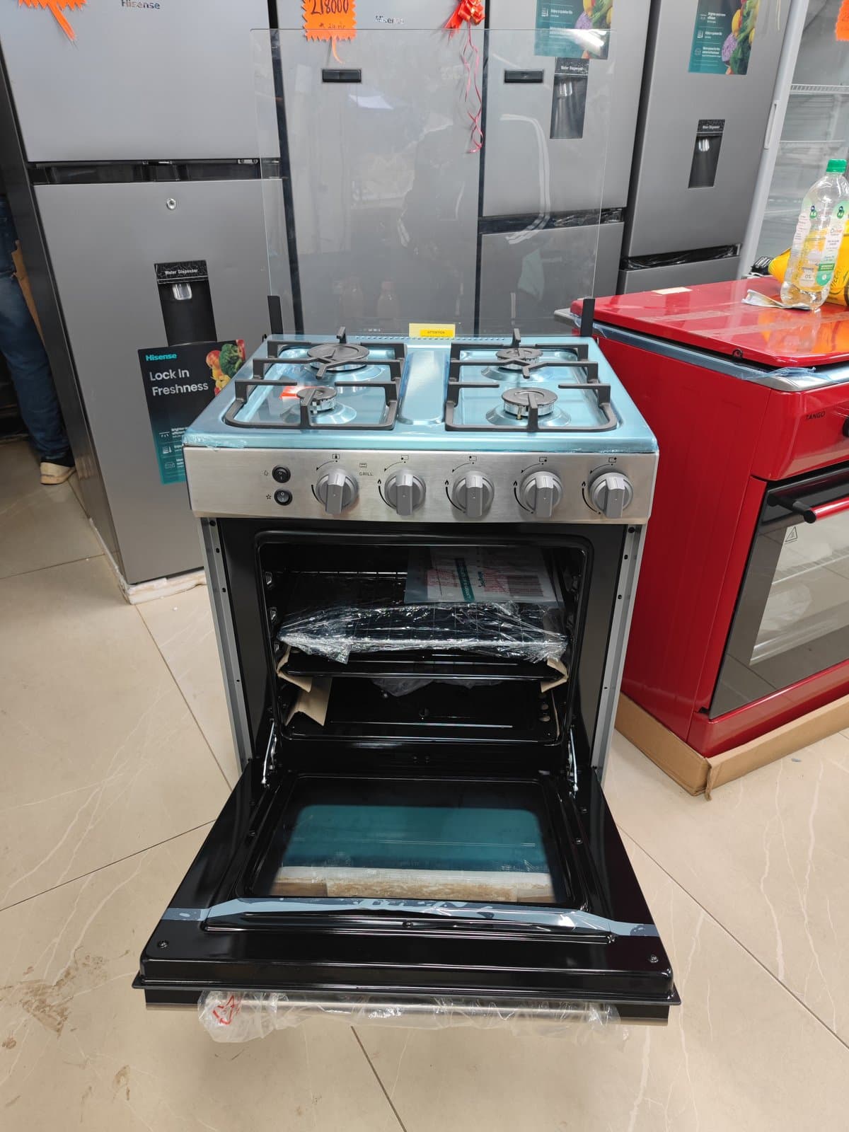 Cuisinière Hisense — 1/3