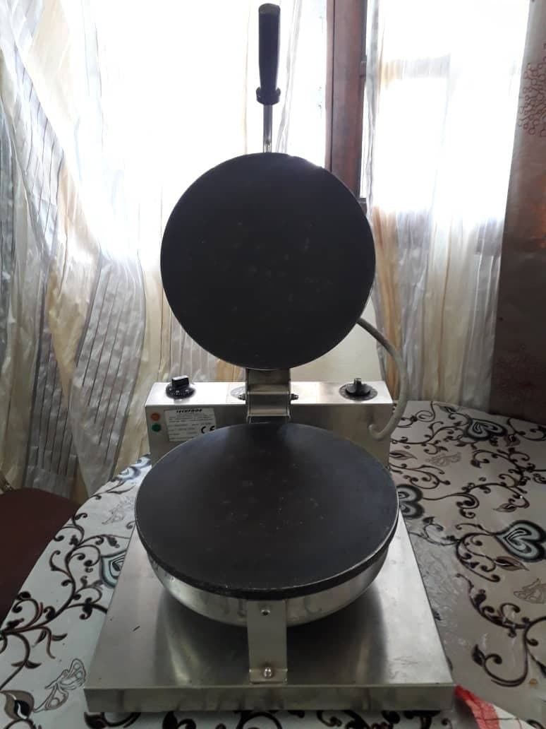 Crepiere électrique 220v — 1/2