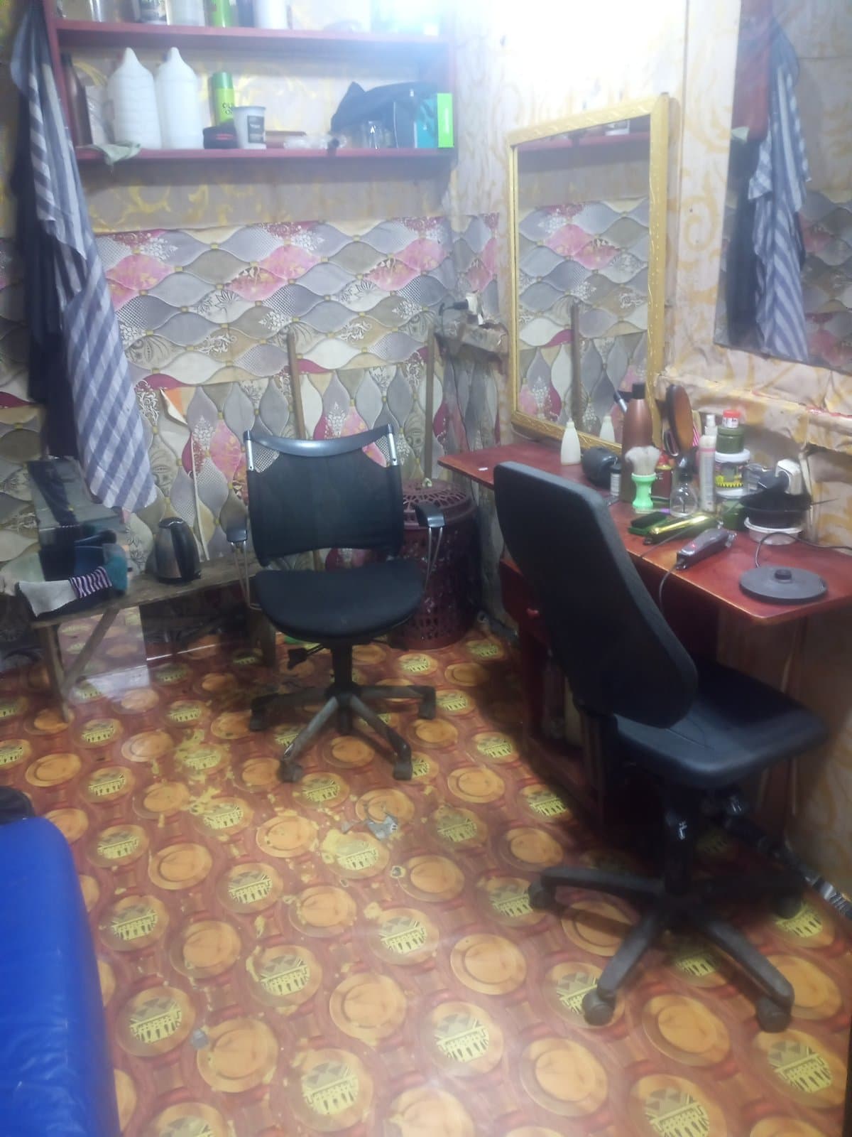 Salon de coiffure a vendre — 1/1
