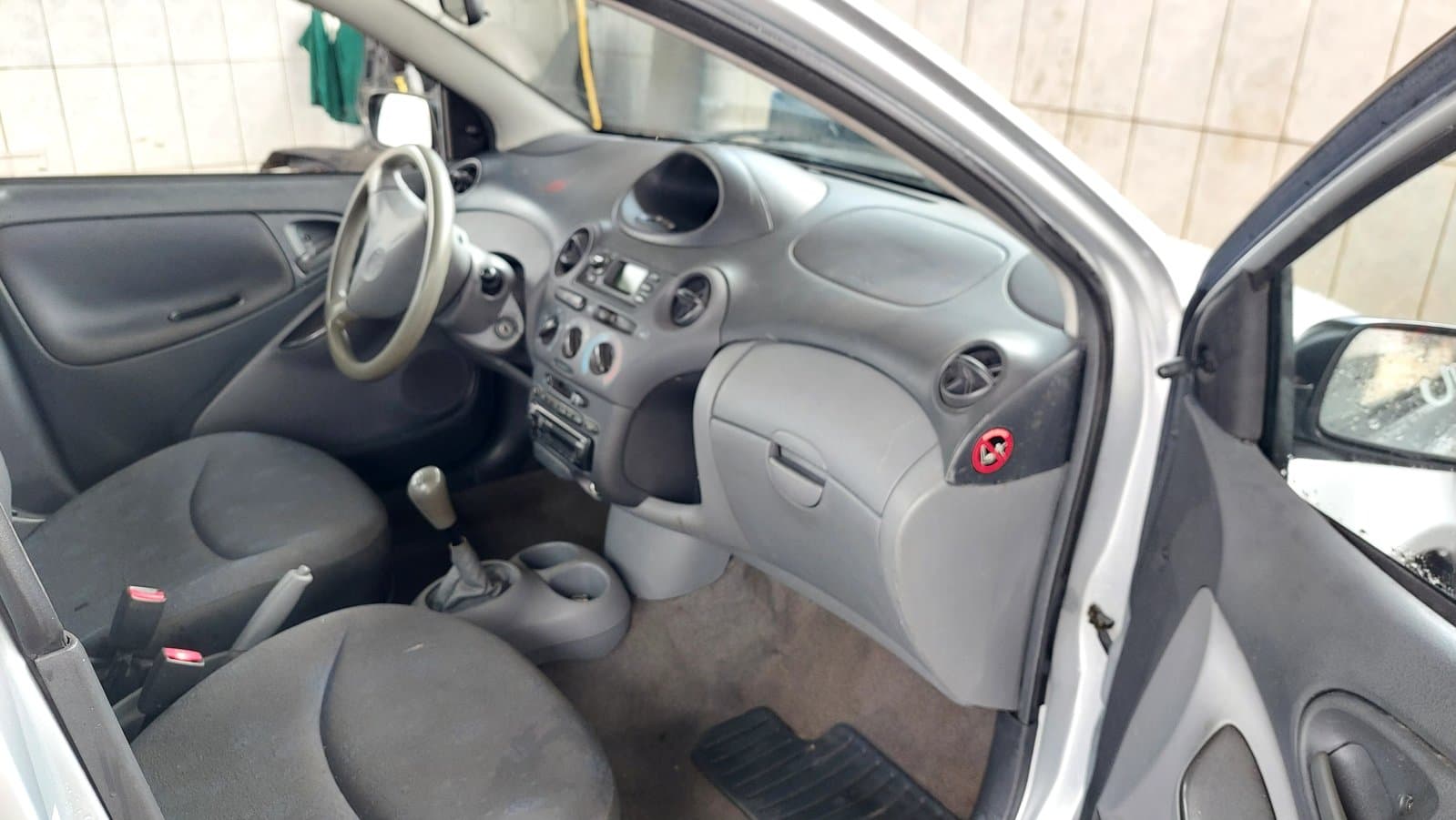 Toyota yaris occasion d'Europe — 1/10