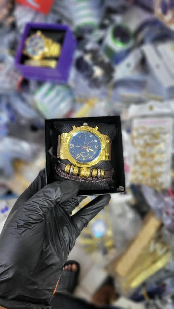 Jolie montre — 1/8