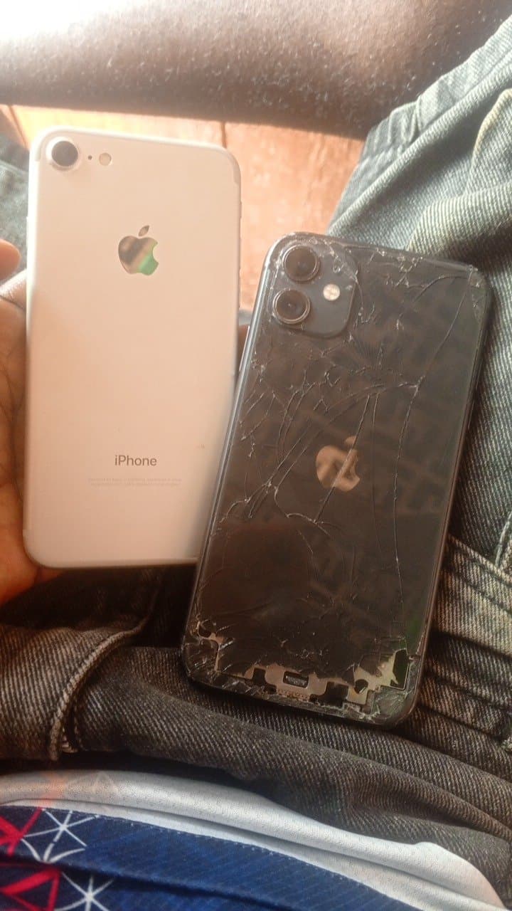 Cass iphone 11 et iphone 7 — 1/2